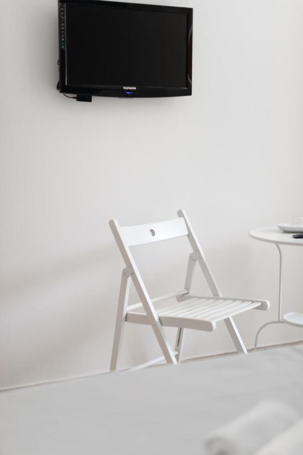 Double Room,1495305571:JPEG